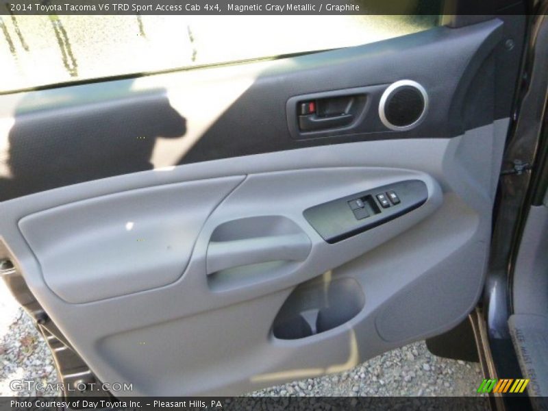 Magnetic Gray Metallic / Graphite 2014 Toyota Tacoma V6 TRD Sport Access Cab 4x4
