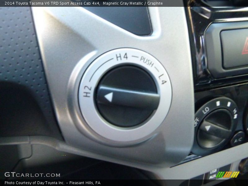 Magnetic Gray Metallic / Graphite 2014 Toyota Tacoma V6 TRD Sport Access Cab 4x4