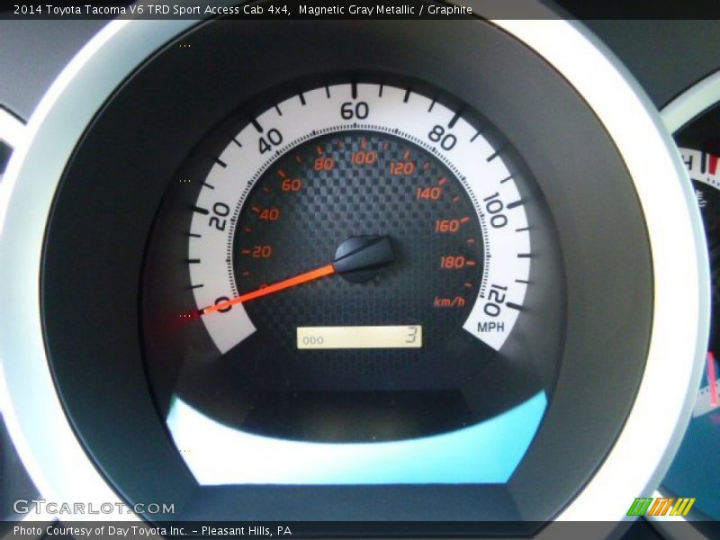 Magnetic Gray Metallic / Graphite 2014 Toyota Tacoma V6 TRD Sport Access Cab 4x4