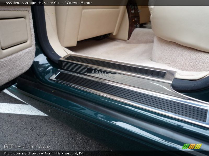 Mulsanne Green / Cotswold/Spruce 1999 Bentley Arnage
