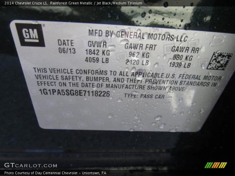 Rainforest Green Metallic / Jet Black/Medium Titanium 2014 Chevrolet Cruze LS