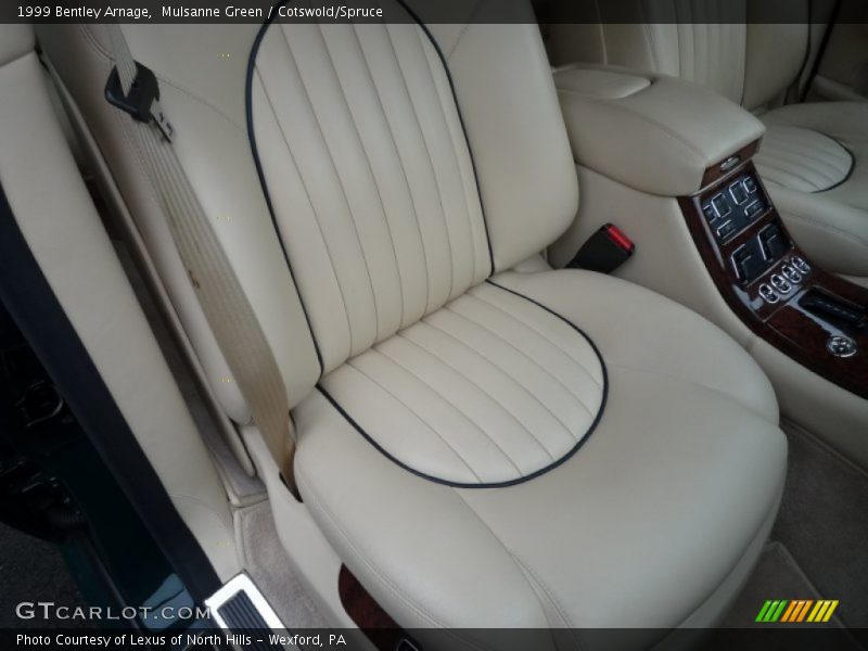 Mulsanne Green / Cotswold/Spruce 1999 Bentley Arnage