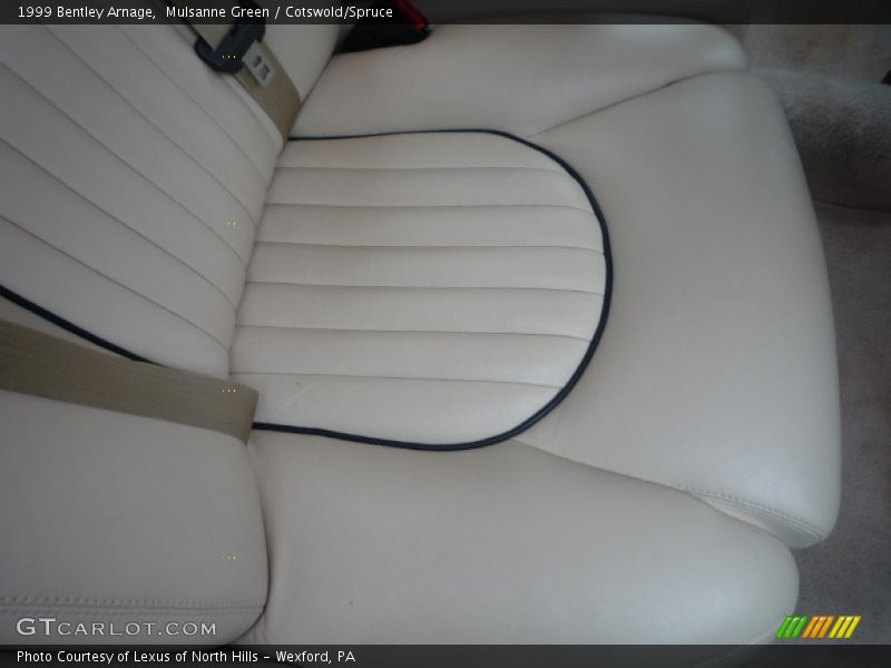 Mulsanne Green / Cotswold/Spruce 1999 Bentley Arnage