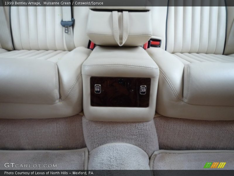 Mulsanne Green / Cotswold/Spruce 1999 Bentley Arnage