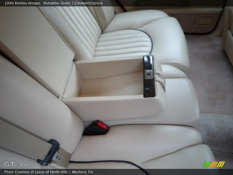 Mulsanne Green / Cotswold/Spruce 1999 Bentley Arnage