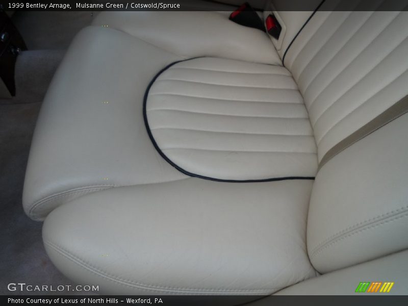 Mulsanne Green / Cotswold/Spruce 1999 Bentley Arnage