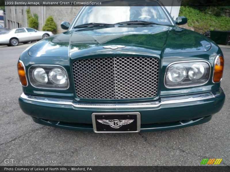 Mulsanne Green / Cotswold/Spruce 1999 Bentley Arnage