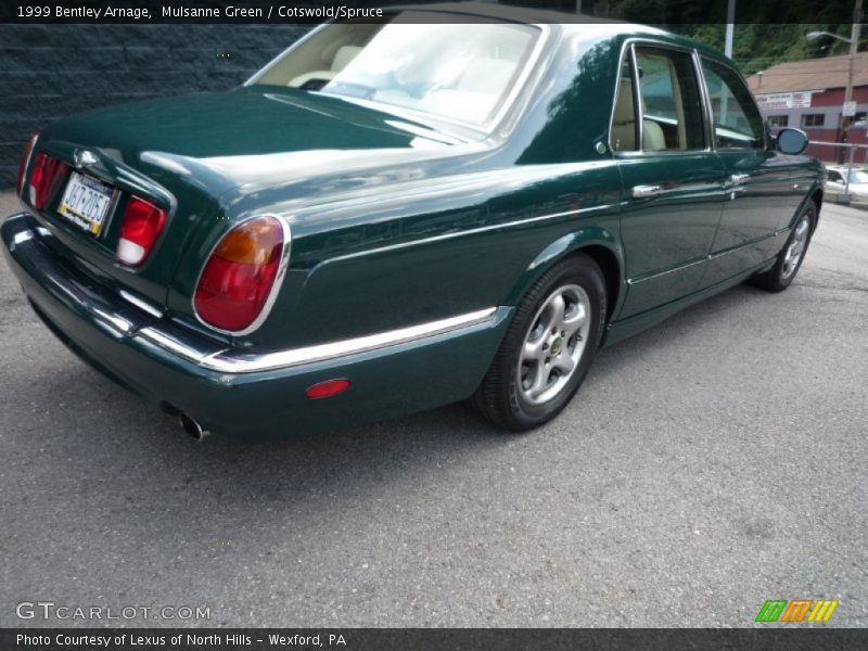 Mulsanne Green / Cotswold/Spruce 1999 Bentley Arnage