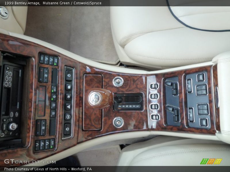 Mulsanne Green / Cotswold/Spruce 1999 Bentley Arnage