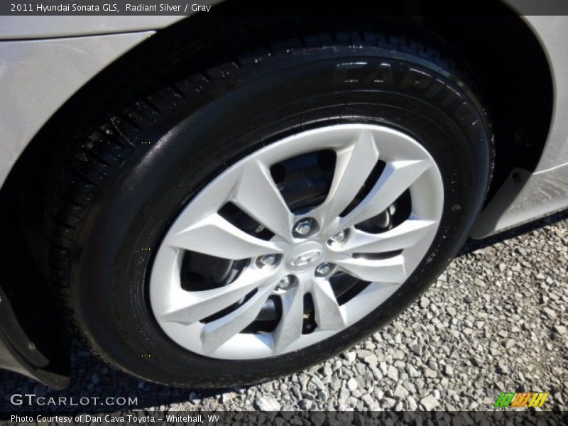 Radiant Silver / Gray 2011 Hyundai Sonata GLS