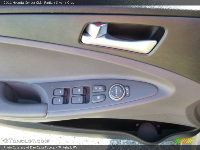Radiant Silver / Gray 2011 Hyundai Sonata GLS