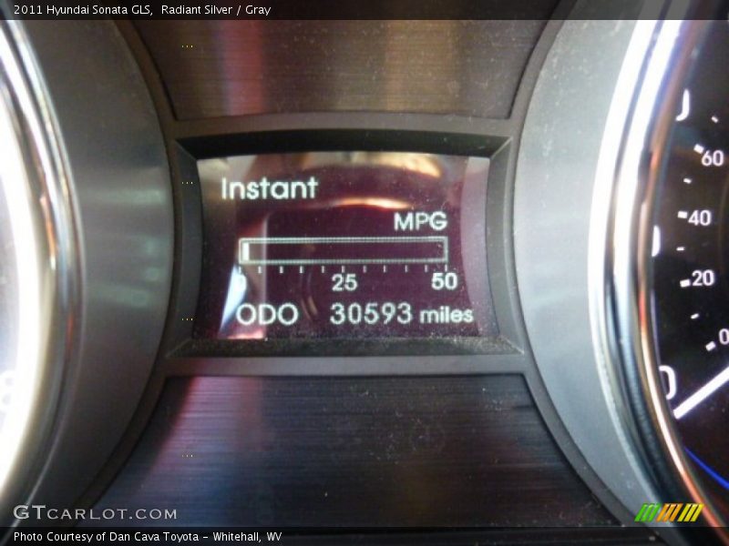 Radiant Silver / Gray 2011 Hyundai Sonata GLS