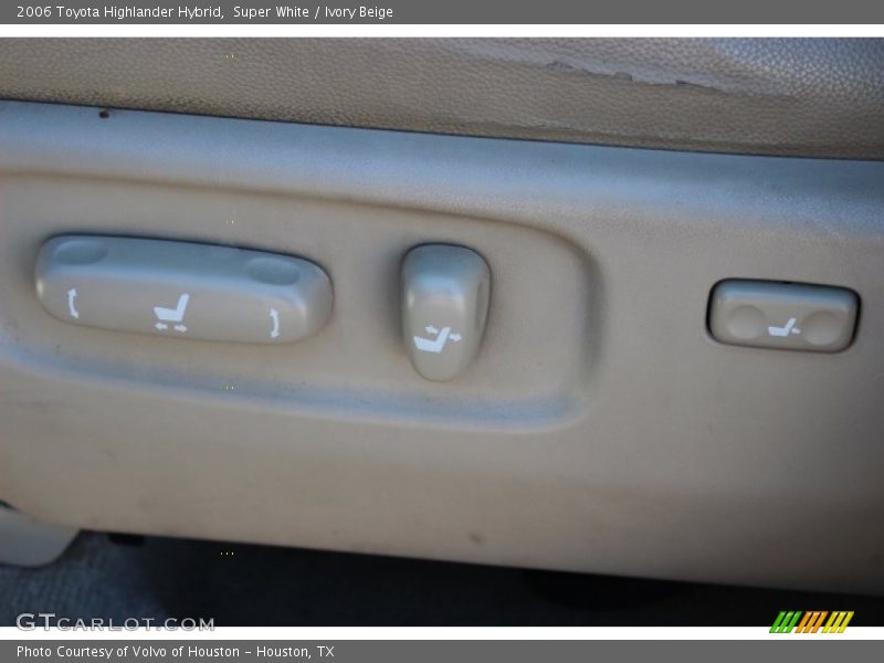 Super White / Ivory Beige 2006 Toyota Highlander Hybrid