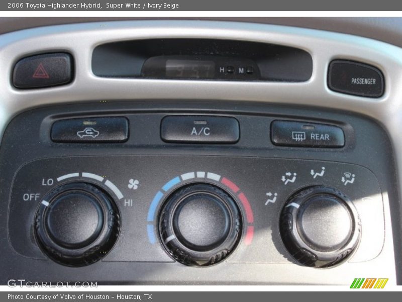 Super White / Ivory Beige 2006 Toyota Highlander Hybrid