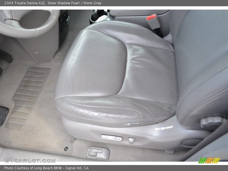 Silver Shadow Pearl / Stone Gray 2004 Toyota Sienna XLE