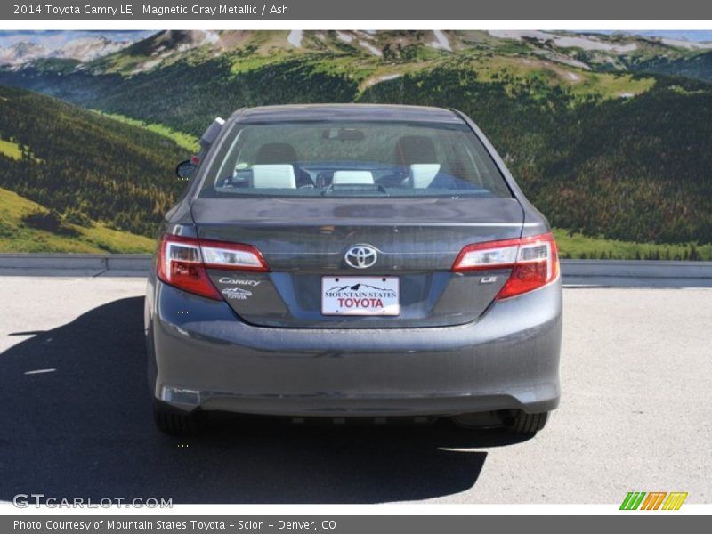Magnetic Gray Metallic / Ash 2014 Toyota Camry LE
