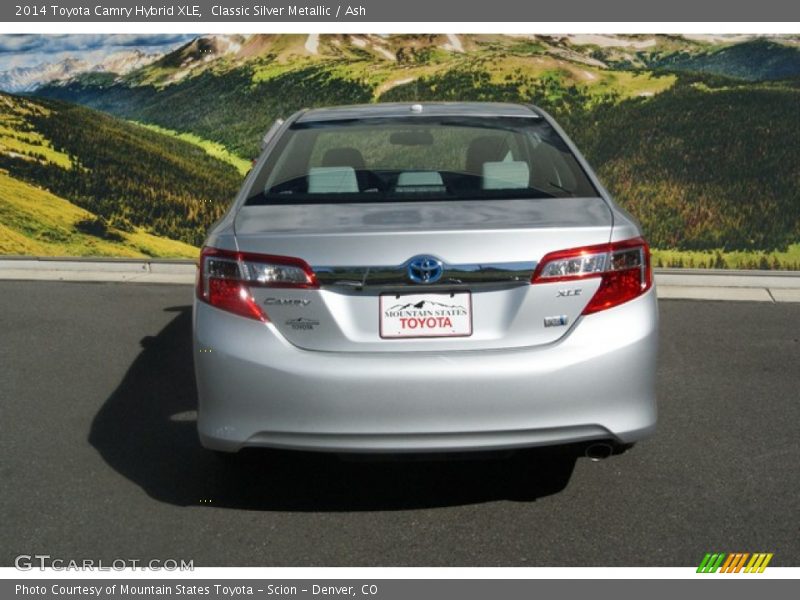 Classic Silver Metallic / Ash 2014 Toyota Camry Hybrid XLE
