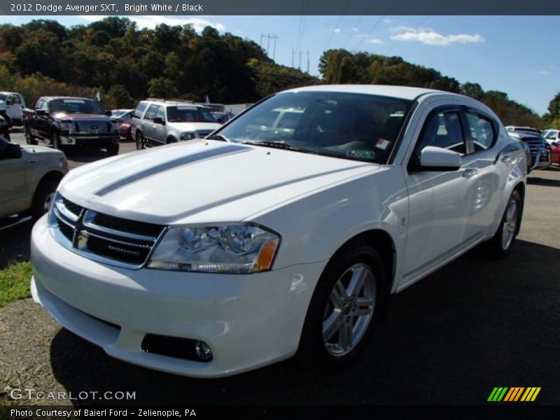 Bright White / Black 2012 Dodge Avenger SXT