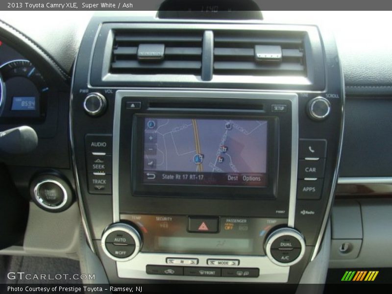 Super White / Ash 2013 Toyota Camry XLE