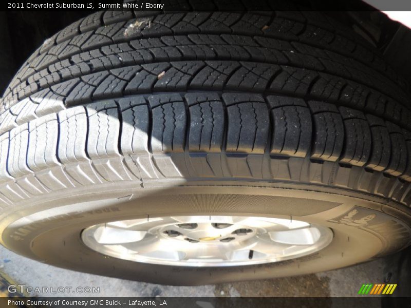Summit White / Ebony 2011 Chevrolet Suburban LS