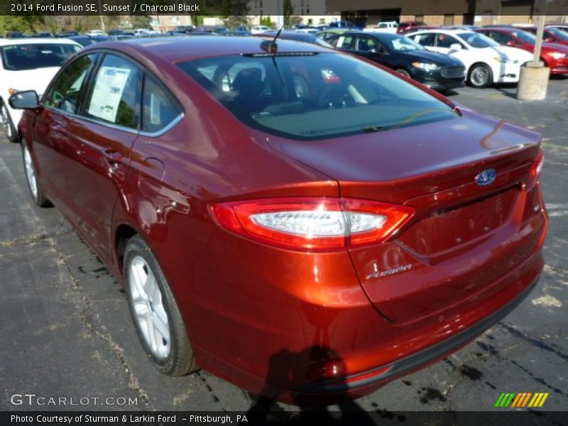 Sunset / Charcoal Black 2014 Ford Fusion SE