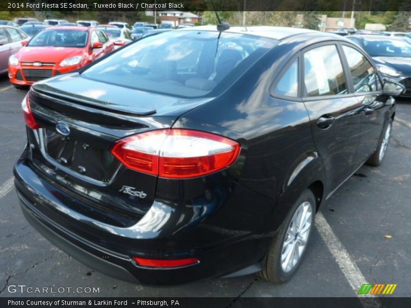 Tuxedo Black / Charcoal Black 2014 Ford Fiesta SE Sedan