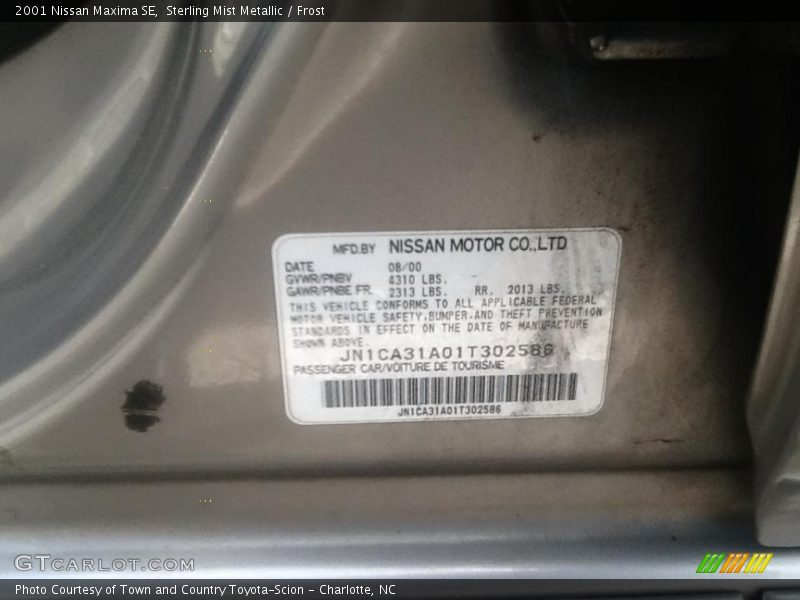 Sterling Mist Metallic / Frost 2001 Nissan Maxima SE