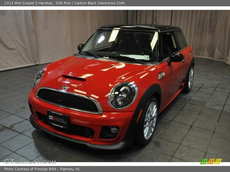 Chili Red / Carbon Black Checkered Cloth 2013 Mini Cooper S Hardtop