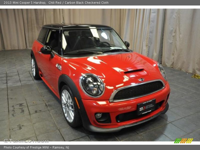 Chili Red / Carbon Black Checkered Cloth 2013 Mini Cooper S Hardtop