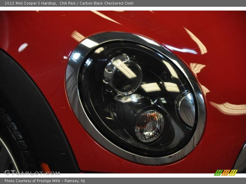 Chili Red / Carbon Black Checkered Cloth 2013 Mini Cooper S Hardtop