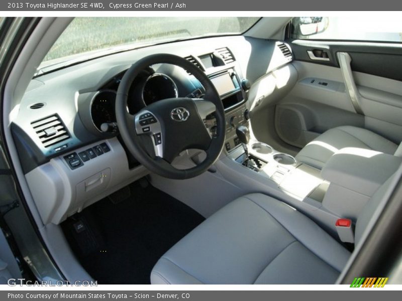 Cypress Green Pearl / Ash 2013 Toyota Highlander SE 4WD