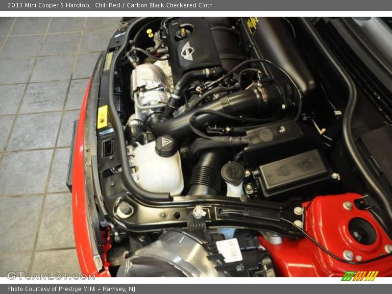 Chili Red / Carbon Black Checkered Cloth 2013 Mini Cooper S Hardtop