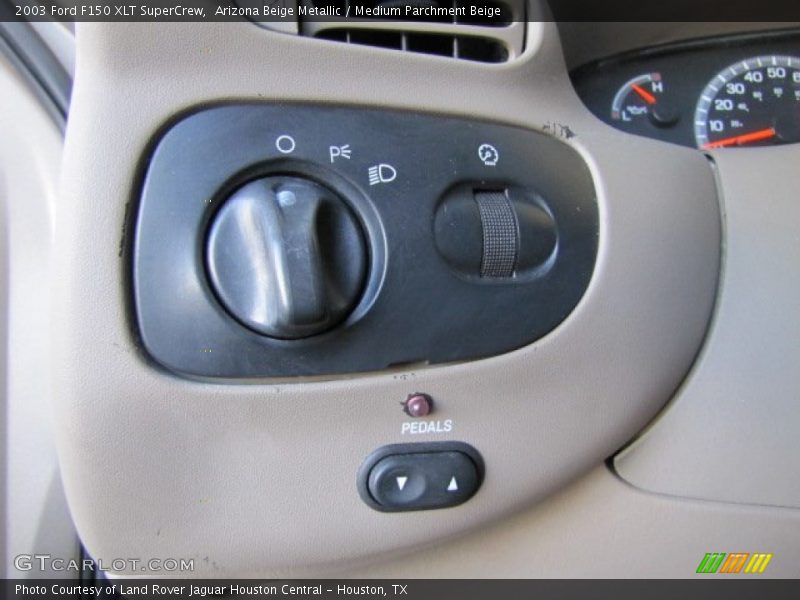 Arizona Beige Metallic / Medium Parchment Beige 2003 Ford F150 XLT SuperCrew
