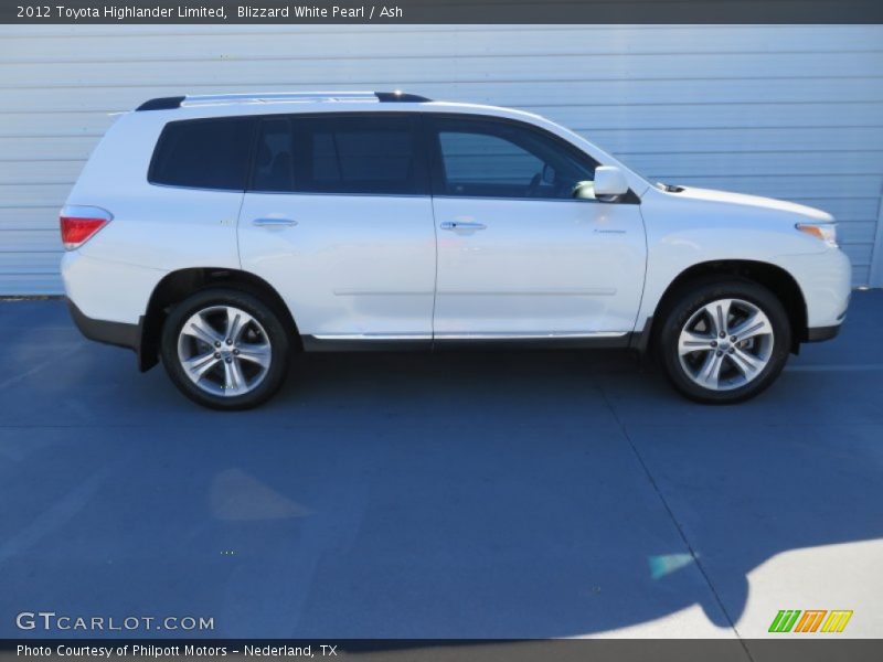 Blizzard White Pearl / Ash 2012 Toyota Highlander Limited