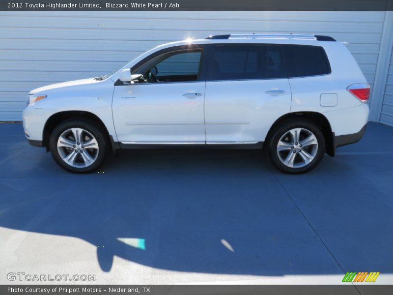 Blizzard White Pearl / Ash 2012 Toyota Highlander Limited