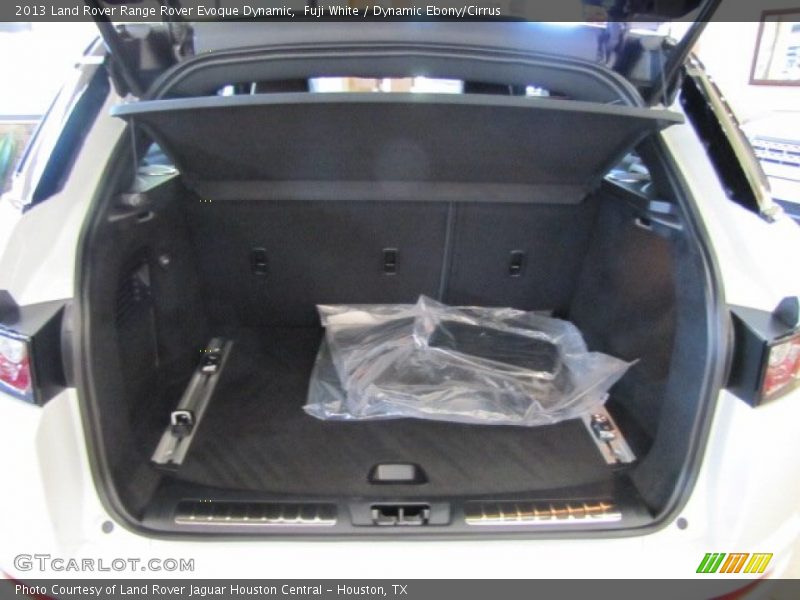 Fuji White / Dynamic Ebony/Cirrus 2013 Land Rover Range Rover Evoque Dynamic