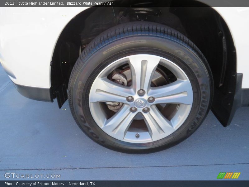 Blizzard White Pearl / Ash 2012 Toyota Highlander Limited