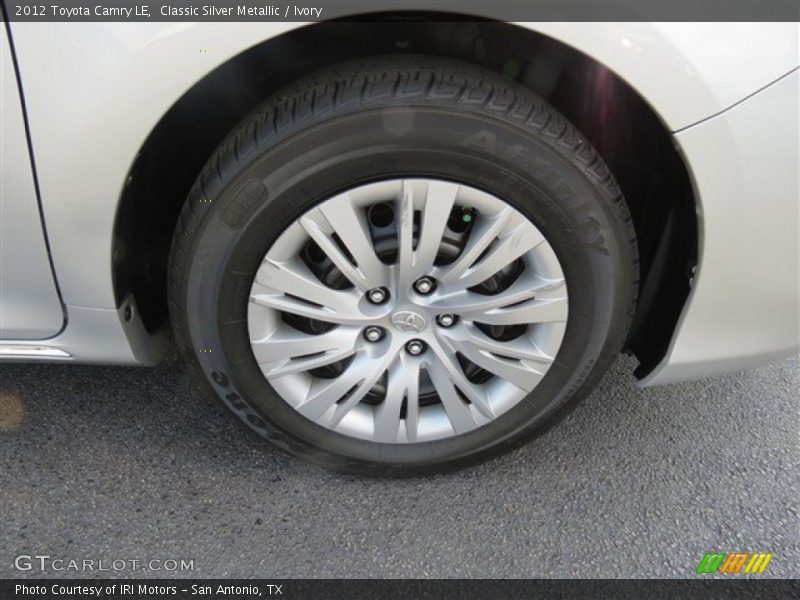 Classic Silver Metallic / Ivory 2012 Toyota Camry LE