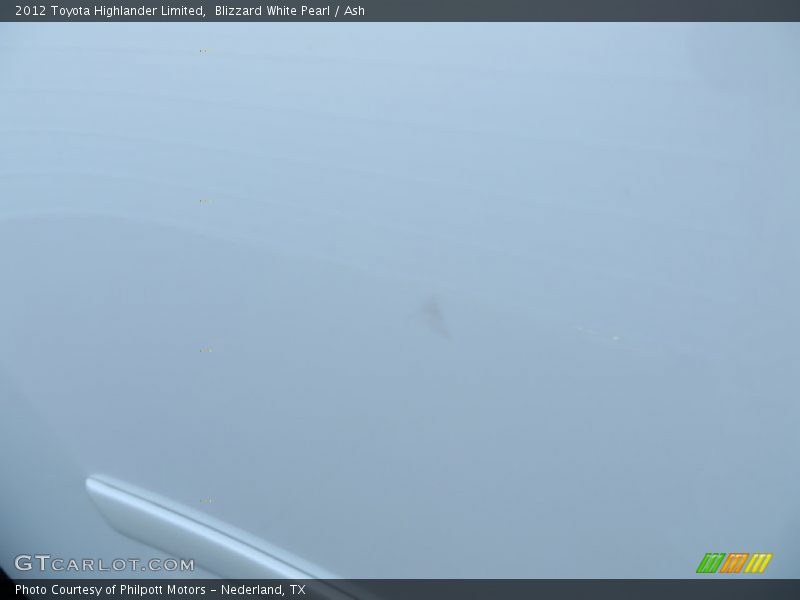 Blizzard White Pearl / Ash 2012 Toyota Highlander Limited