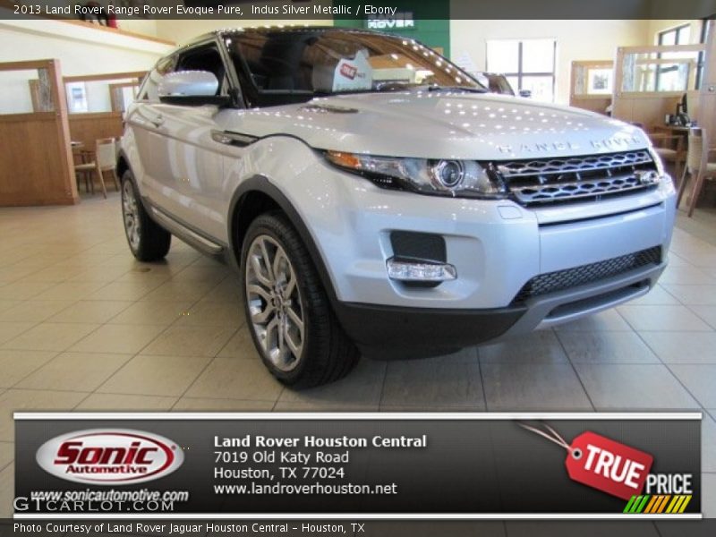 Indus Silver Metallic / Ebony 2013 Land Rover Range Rover Evoque Pure