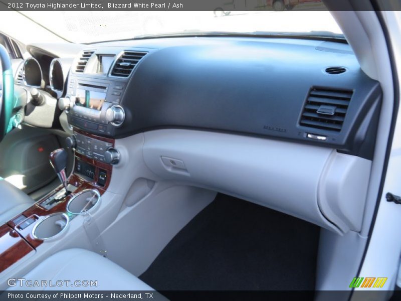 Blizzard White Pearl / Ash 2012 Toyota Highlander Limited