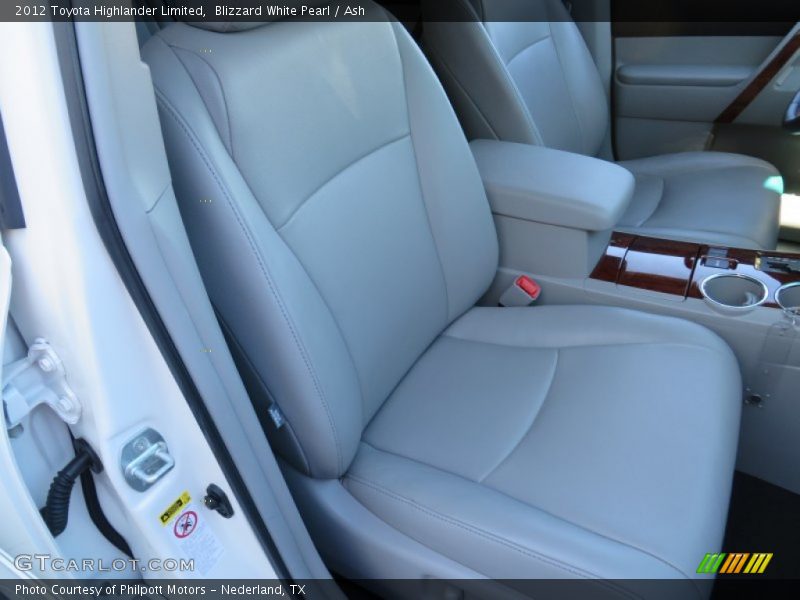 Blizzard White Pearl / Ash 2012 Toyota Highlander Limited