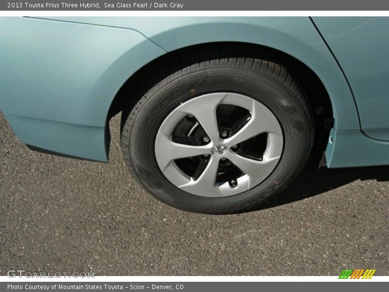 Sea Glass Pearl / Dark Gray 2013 Toyota Prius Three Hybrid