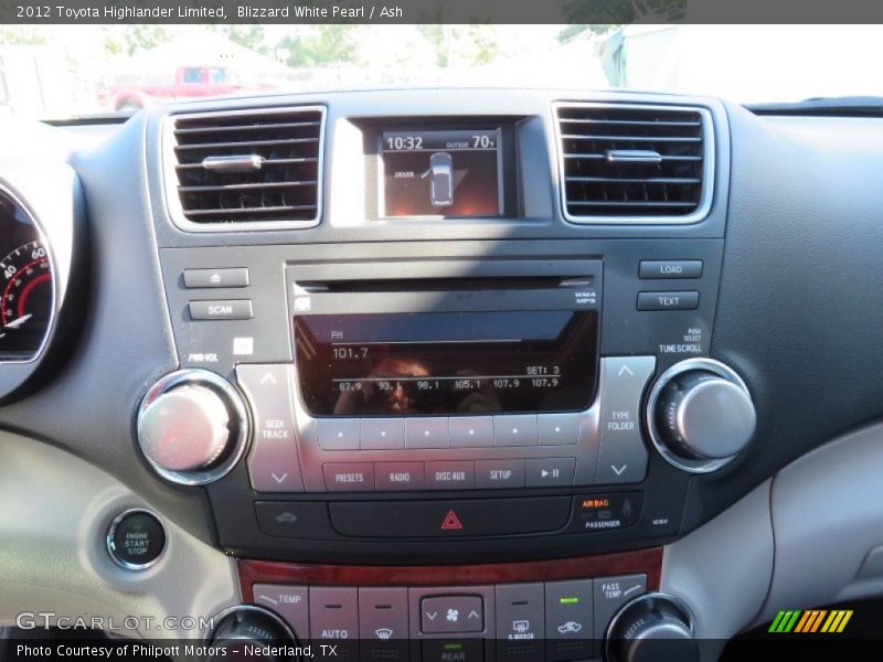 Blizzard White Pearl / Ash 2012 Toyota Highlander Limited