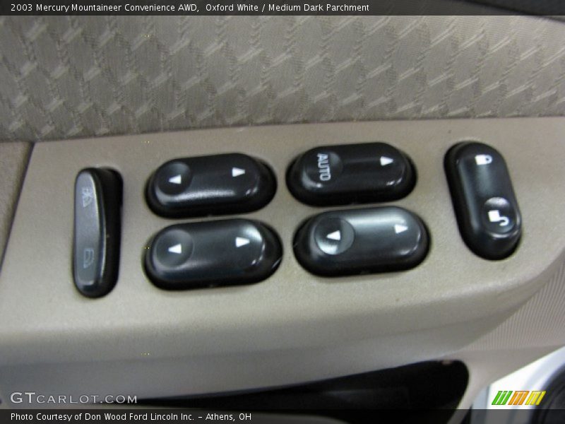 Oxford White / Medium Dark Parchment 2003 Mercury Mountaineer Convenience AWD