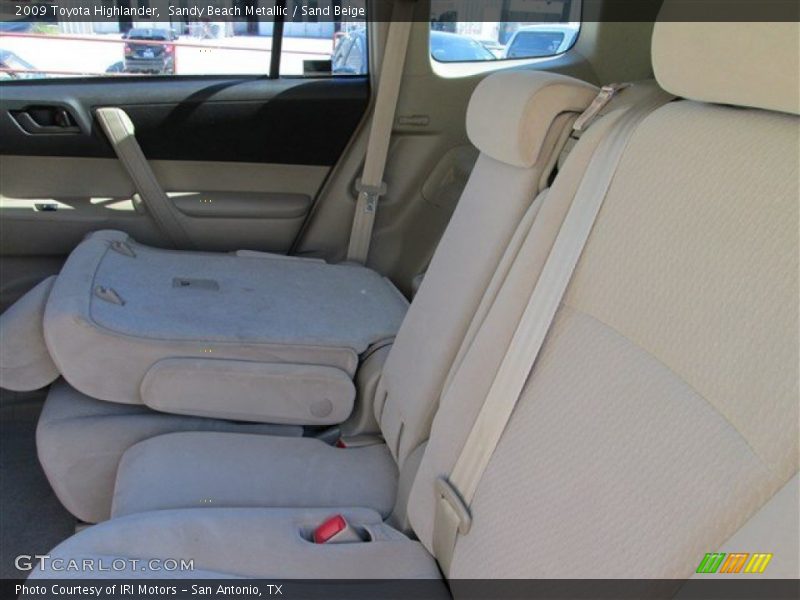 Sandy Beach Metallic / Sand Beige 2009 Toyota Highlander