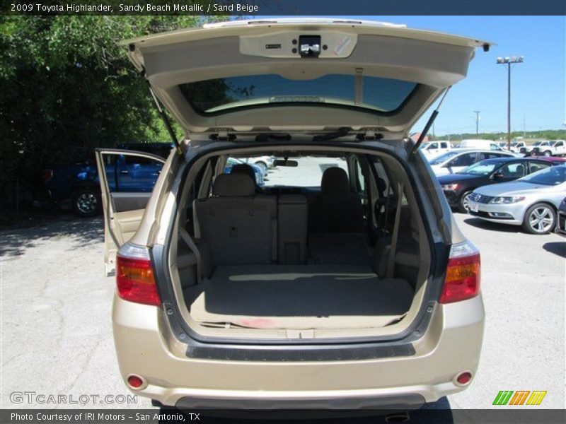 Sandy Beach Metallic / Sand Beige 2009 Toyota Highlander