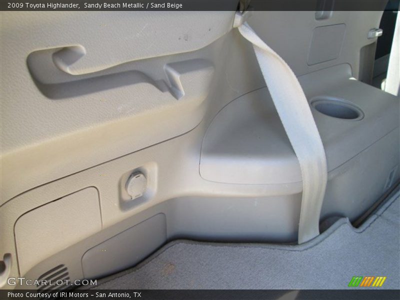 Sandy Beach Metallic / Sand Beige 2009 Toyota Highlander