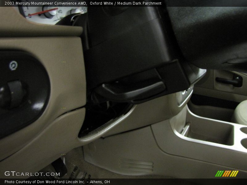 Oxford White / Medium Dark Parchment 2003 Mercury Mountaineer Convenience AWD