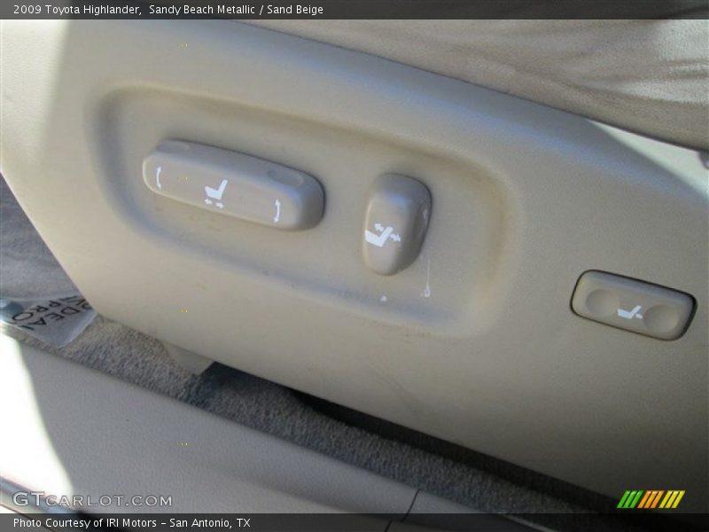 Sandy Beach Metallic / Sand Beige 2009 Toyota Highlander
